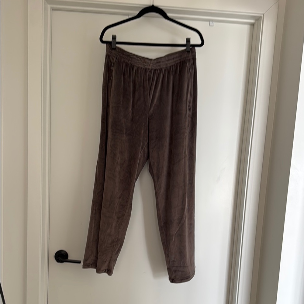 SKIMS Velvet Wide Leg Sweat Pants